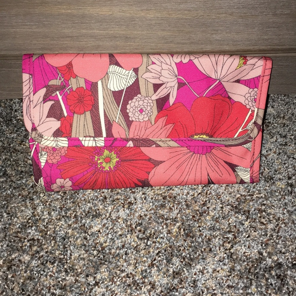 New never used Vera Bradley makeup brush holder